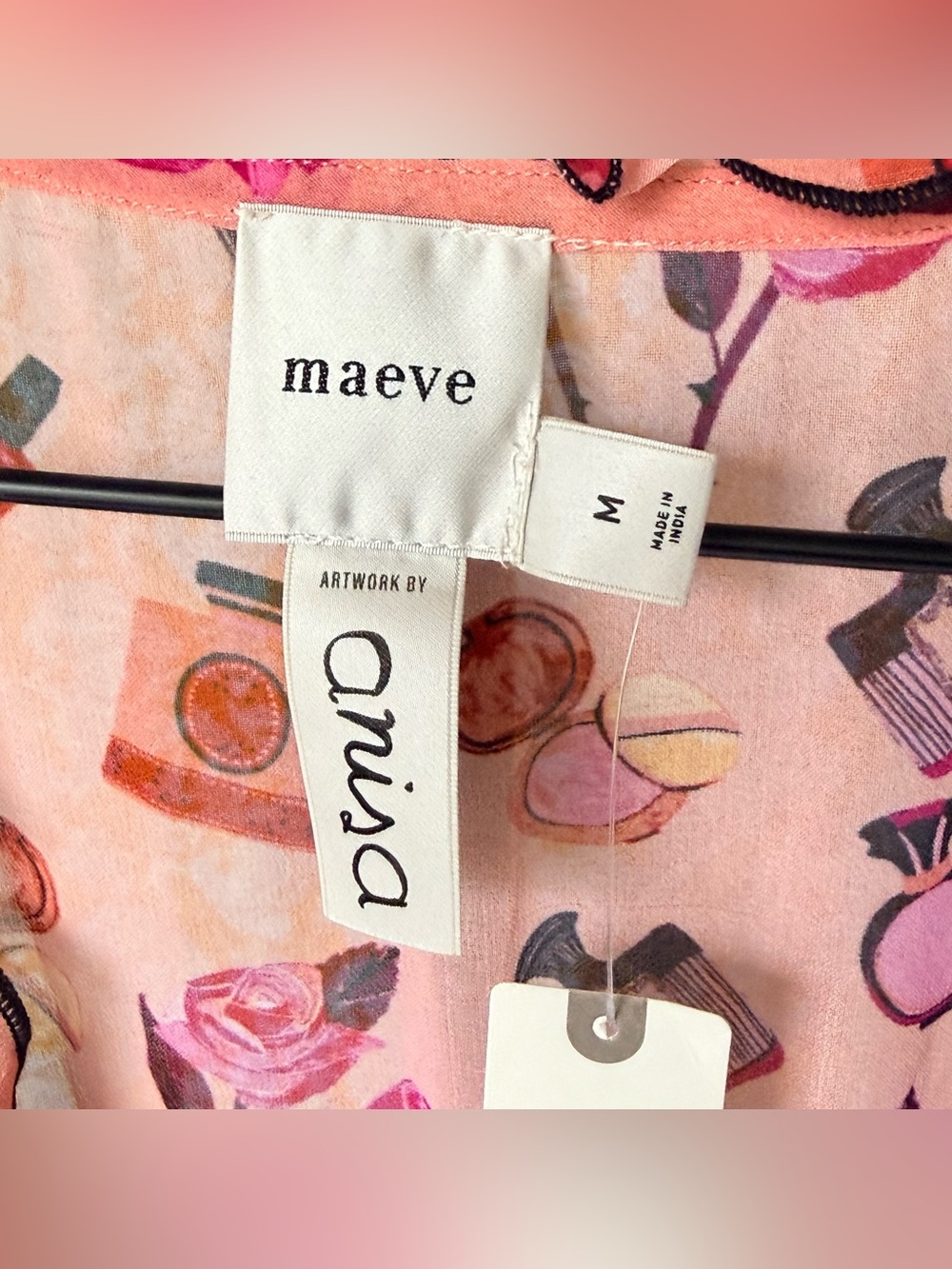NWT - Maeve V Neck Puff Sleeve Printed Blouse Size M - Picture 5 of 10